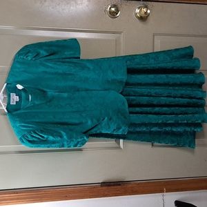 Papell Too Adrianna Papell Green Blouse & Skirt Set 100% Silk Floral Button Up